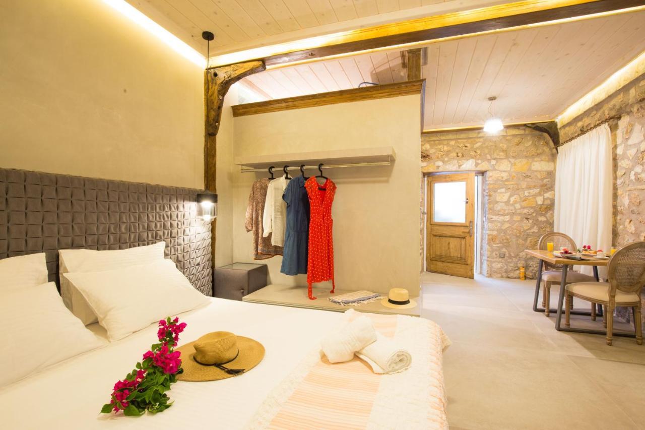 Stone Suites At Lefkada'S Old Port מראה חיצוני תמונה